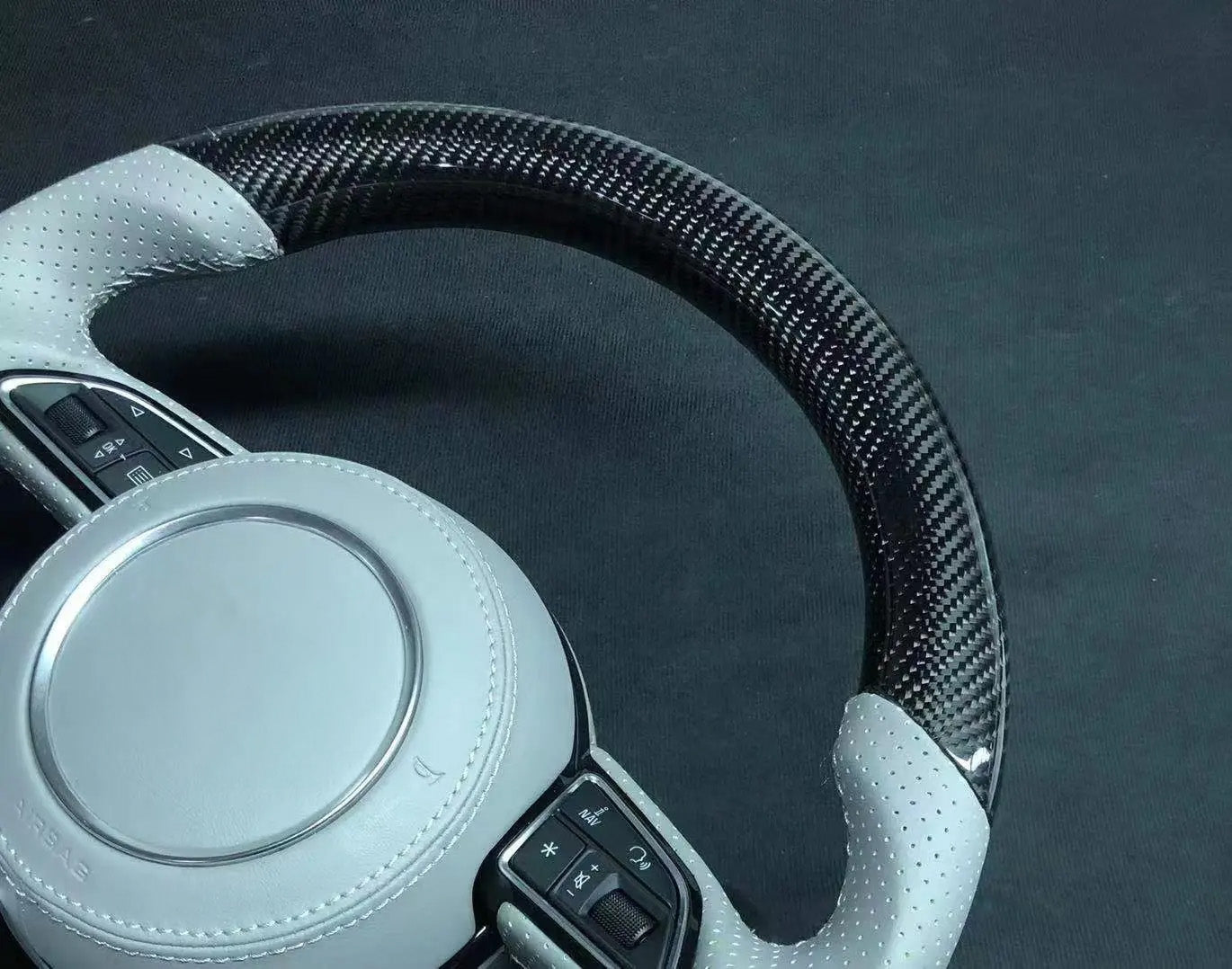 A/S/RS Style 1st Gen Custom Carbon Fiber Steering Wheel for Audi A / S / RS / Q / TT / R8